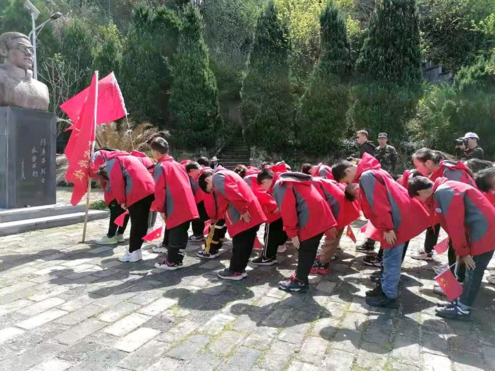 正在上传...