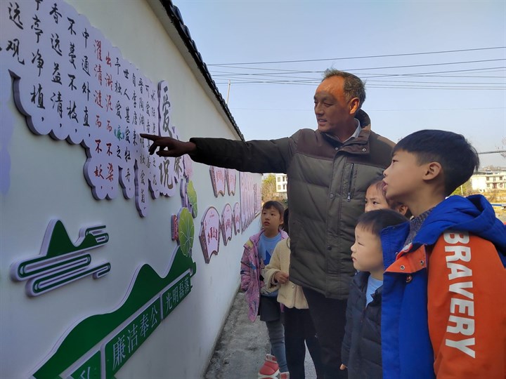 正在上传...