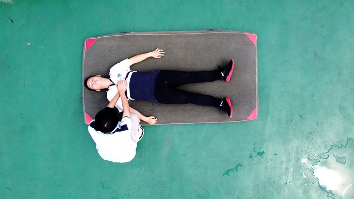 正在上传...