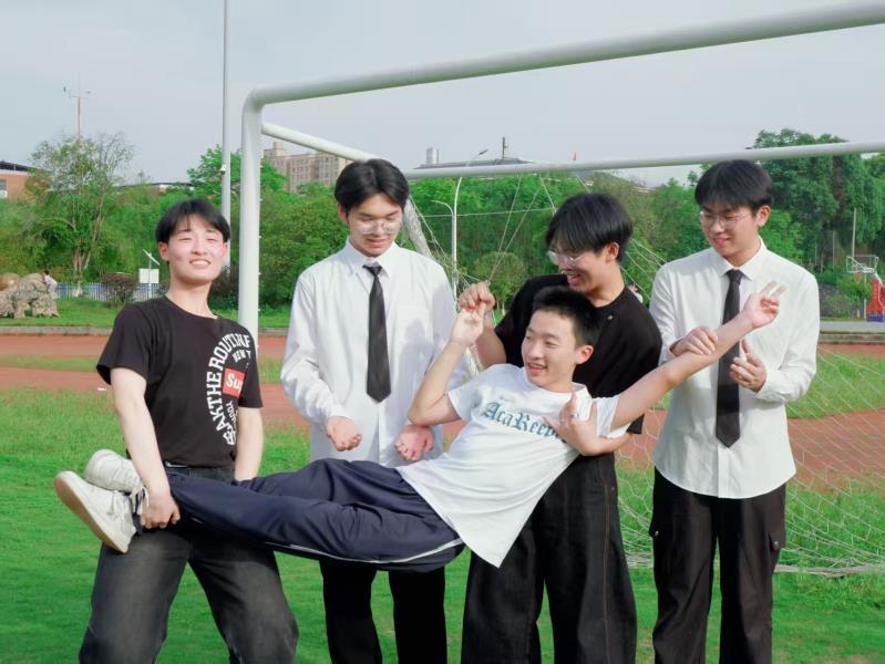 正在上传...
