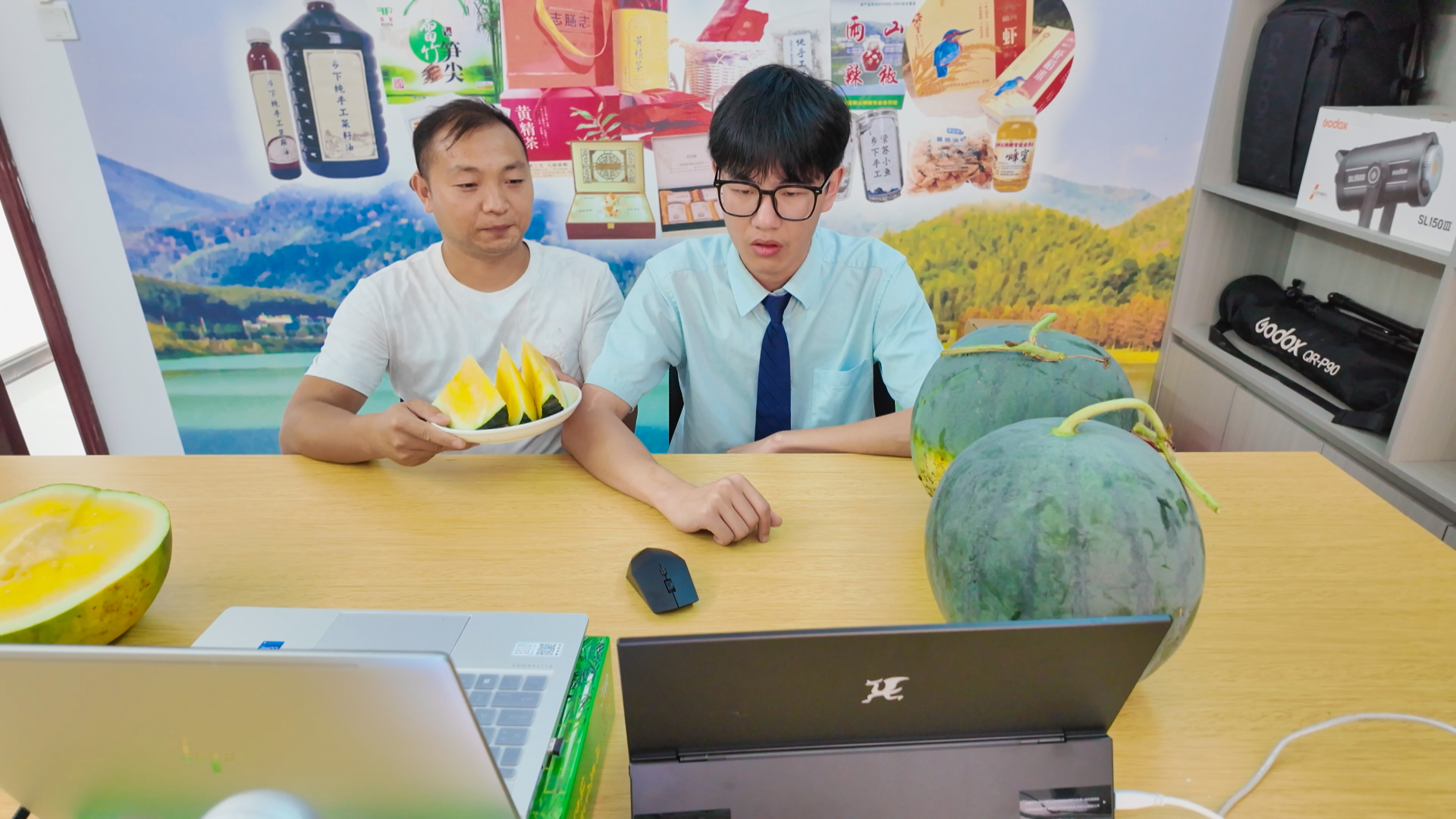正在上传...