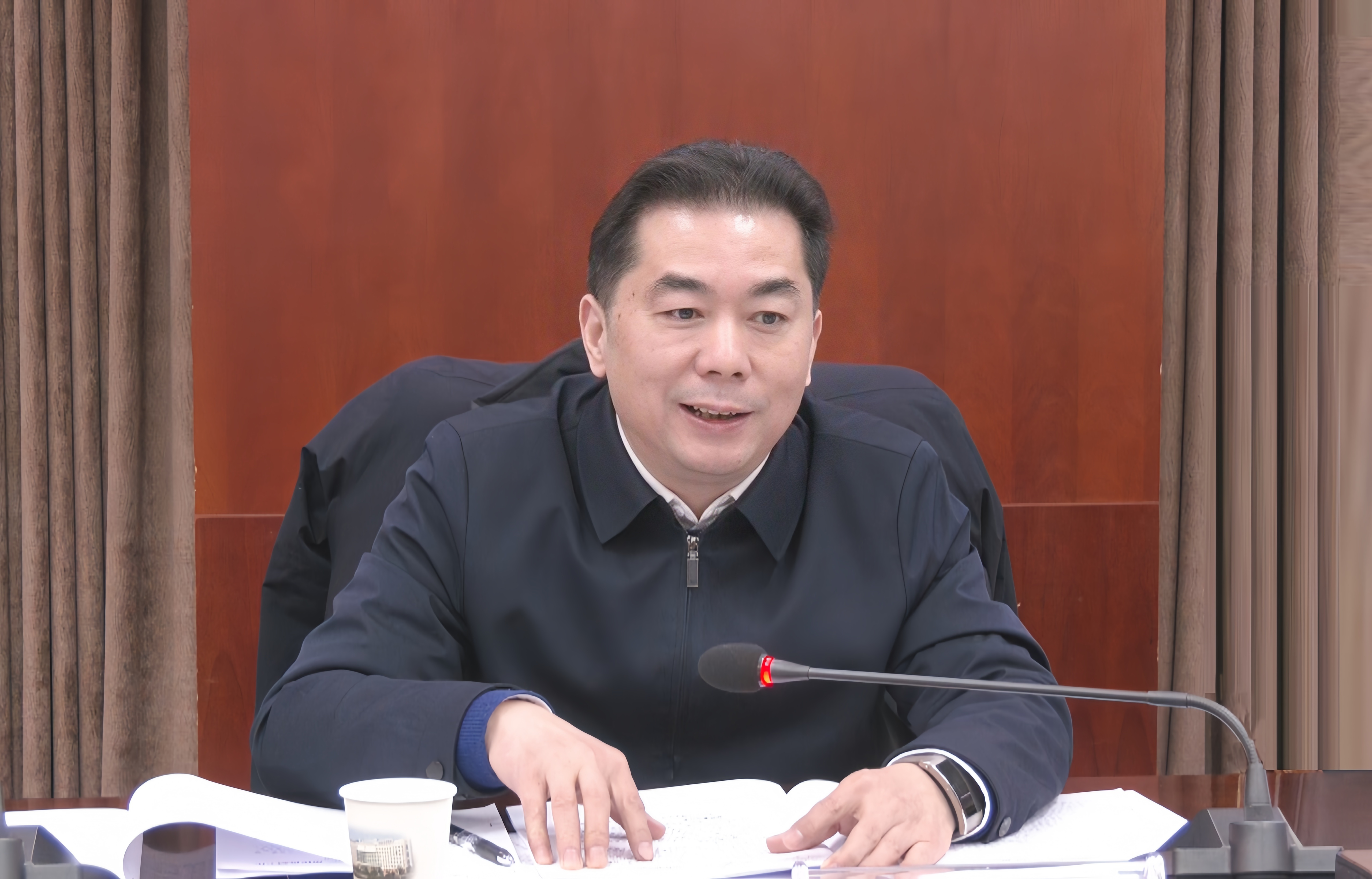 正在上传...