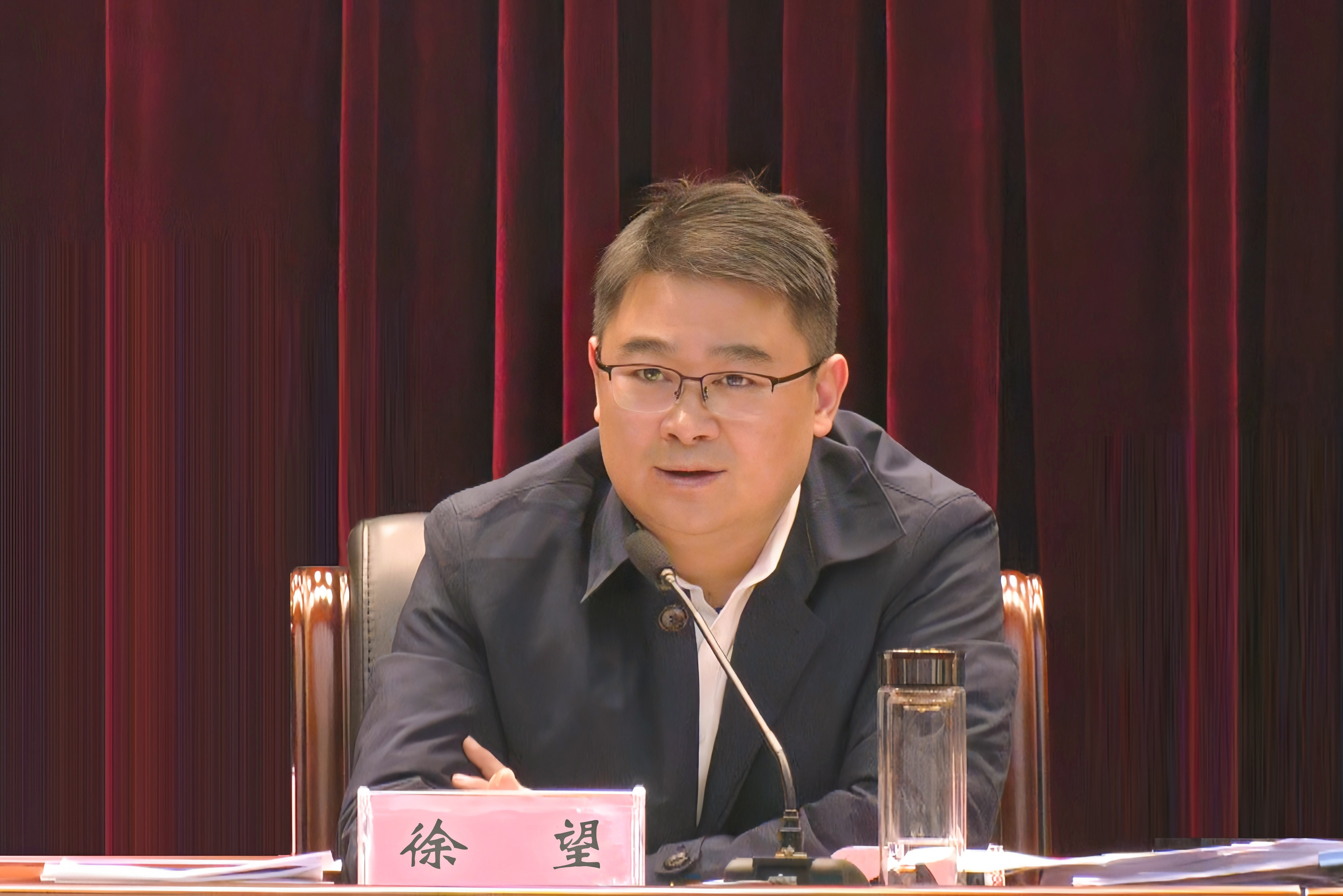 正在上传...