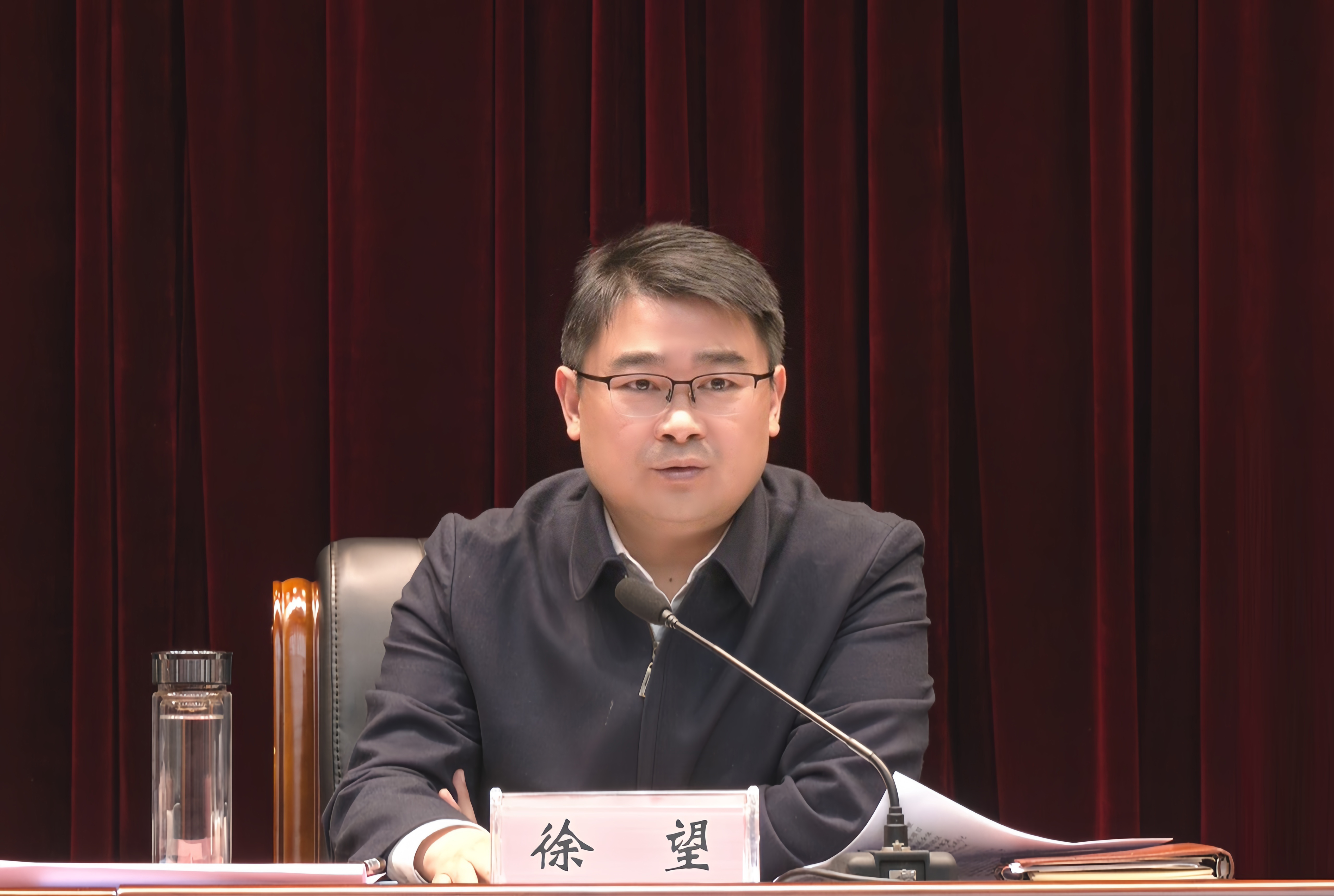 正在上传...