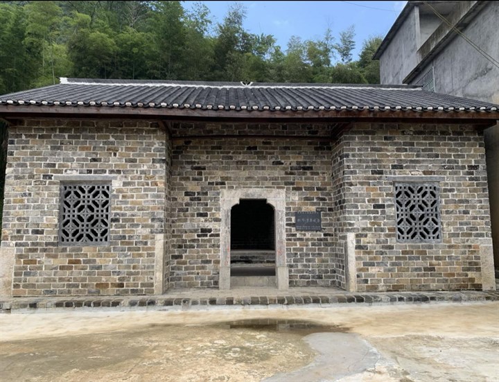 崇阳县桂花泉镇大山里迎来了追星族